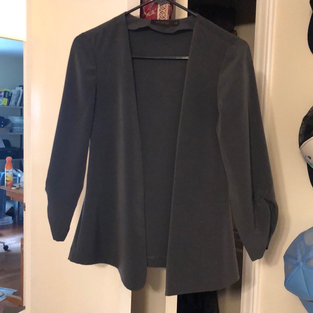 Blazer style, charcoal grey, cinched sleeve detail